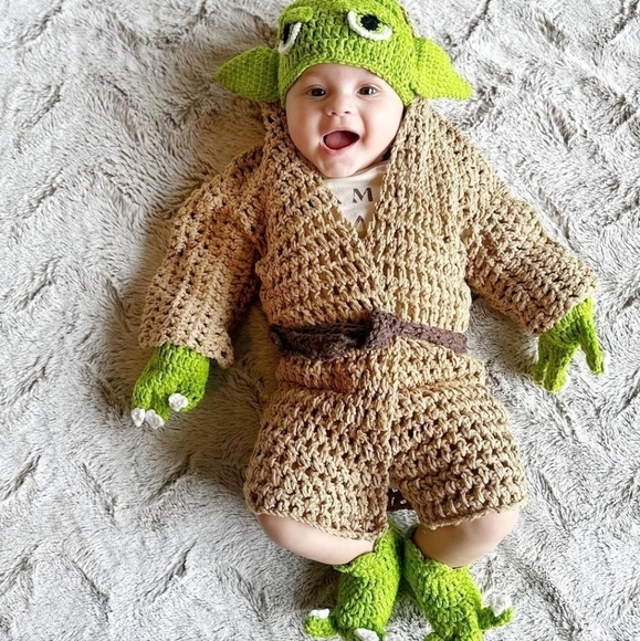 Baby Yoda Costume Hand Crochet NWT - Picture 2 of 12